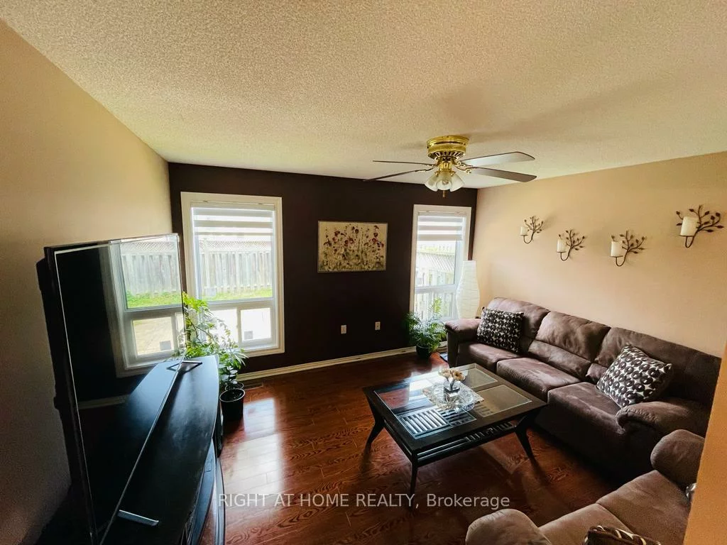 3371, Snowball, Lisgar, Mississauga