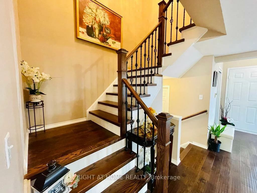 3371, Snowball, Lisgar, Mississauga