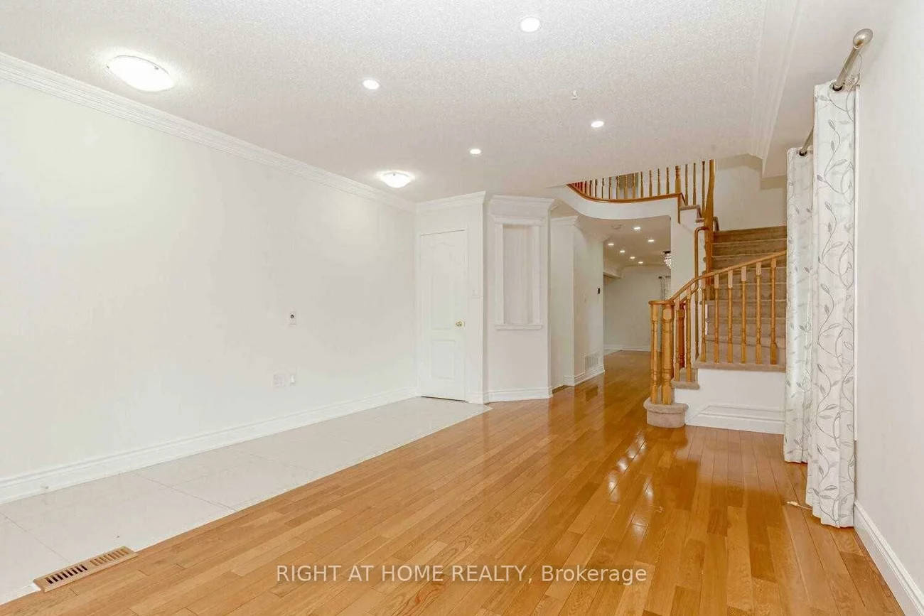 3300, Respond, Churchill Meadows, Mississauga