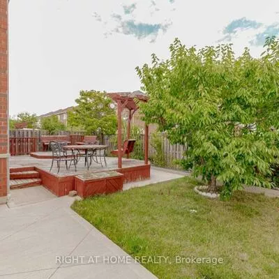 3300, Respond, Churchill Meadows, Mississauga