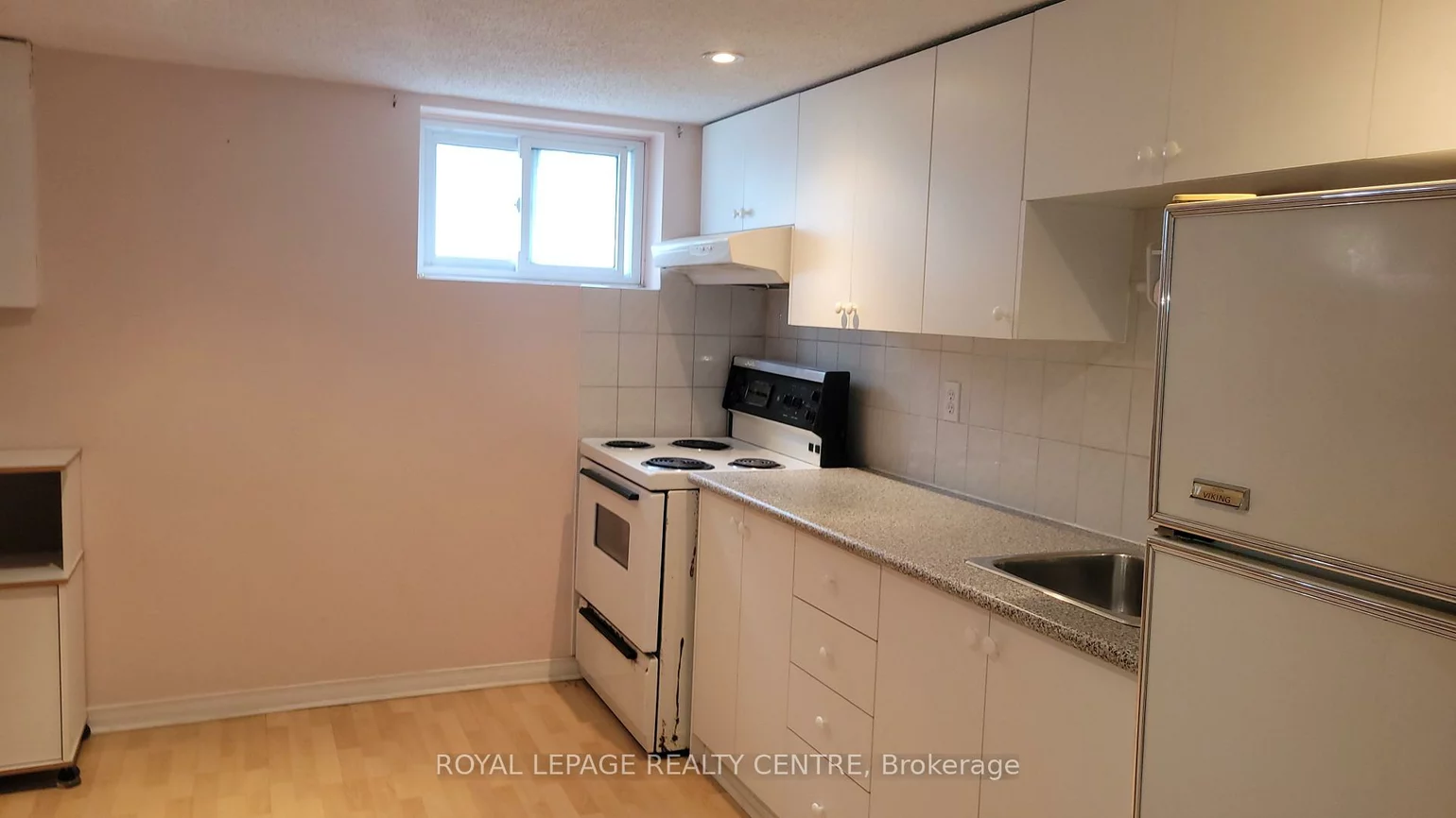 7, Earl, Streetsville, Mississauga