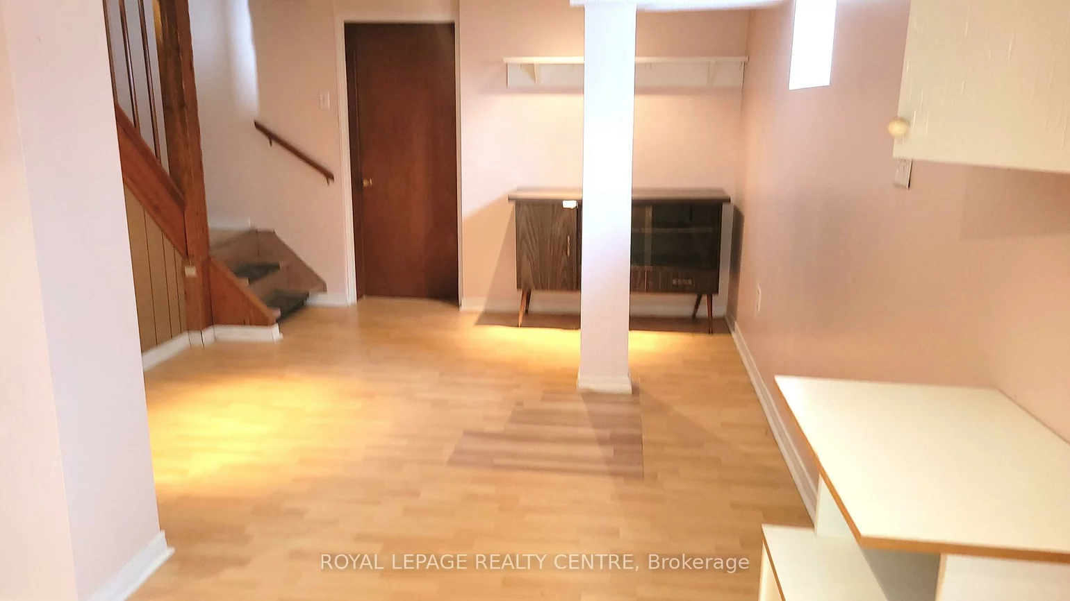 7, Earl, Streetsville, Mississauga