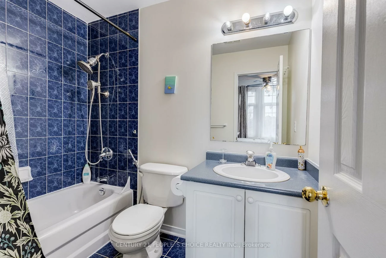 5677, Condor, East Credit, Mississauga