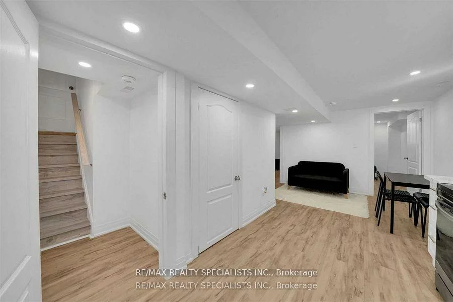 7294, Rosehurst, Lisgar, Mississauga