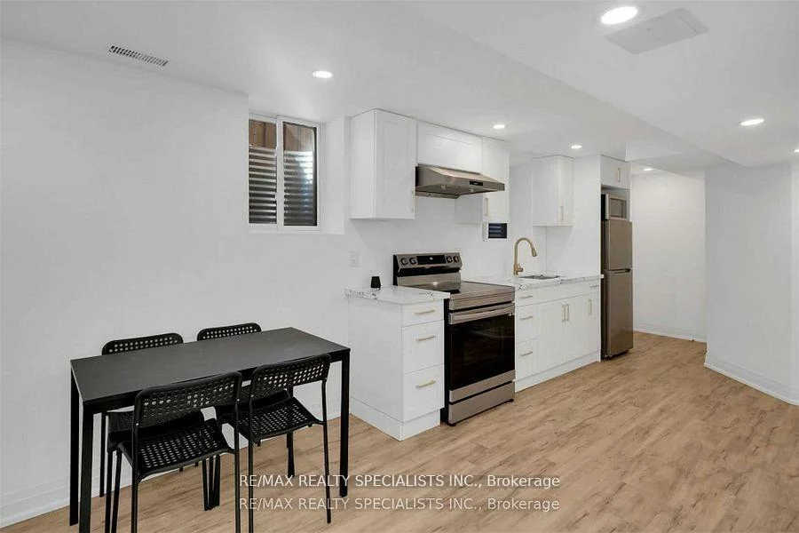7294, Rosehurst, Lisgar, Mississauga