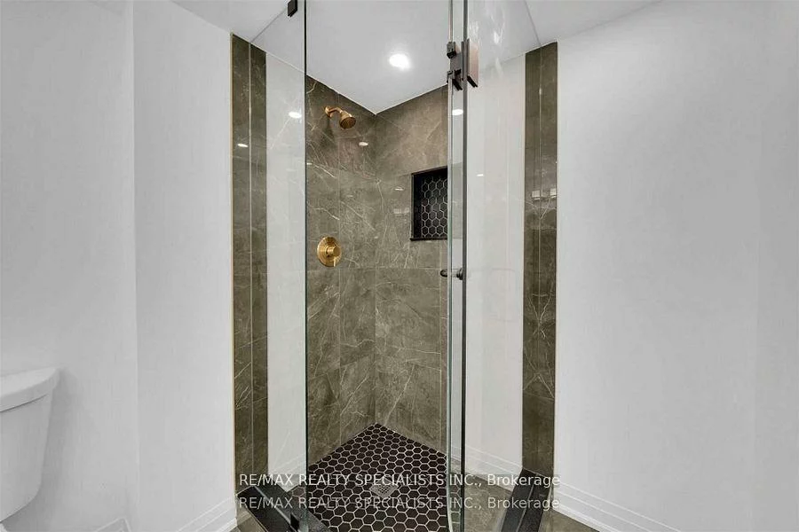 7294, Rosehurst, Lisgar, Mississauga