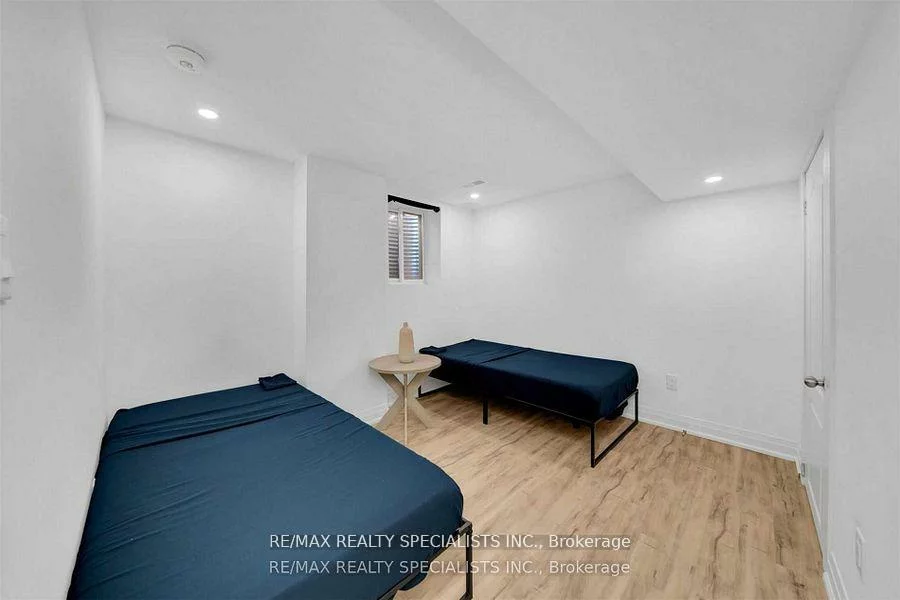 7294, Rosehurst, Lisgar, Mississauga