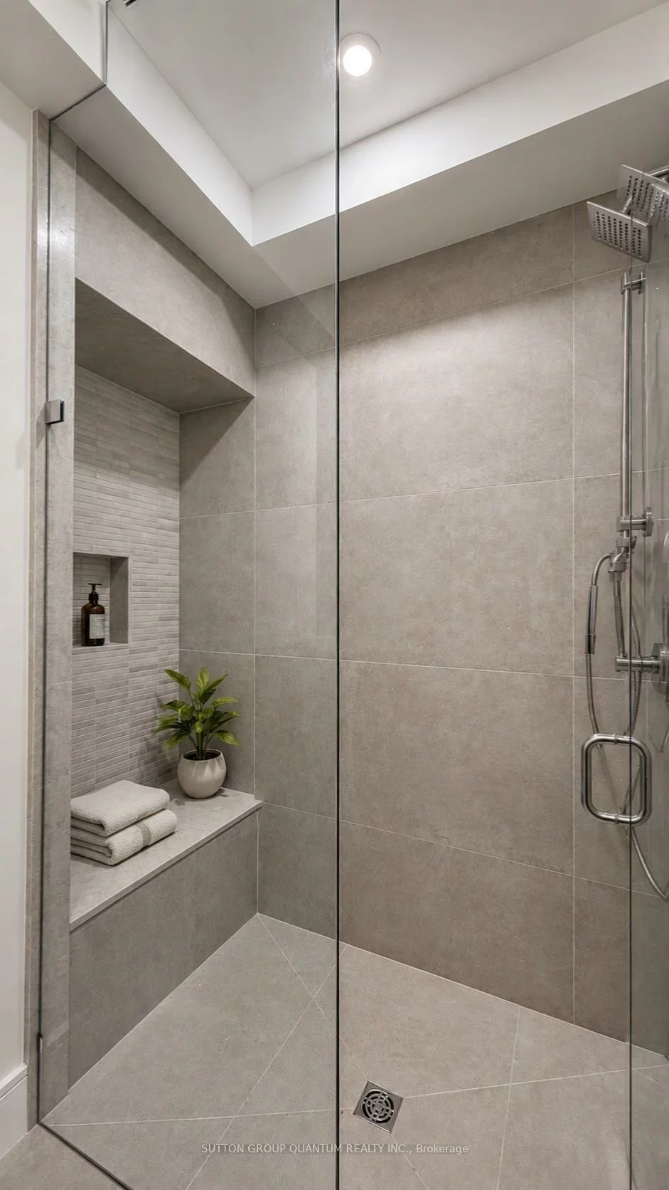 43, Elmwood, Port Credit, Mississauga