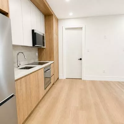 43, Elmwood, Port Credit, Mississauga