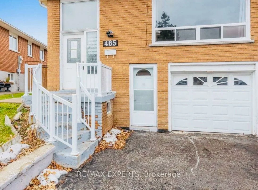 465, Fergo, Cooksville, Mississauga
