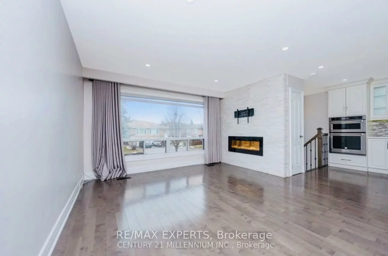 465, Fergo, Cooksville, Mississauga
