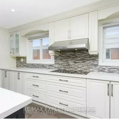465, Fergo, Cooksville, Mississauga