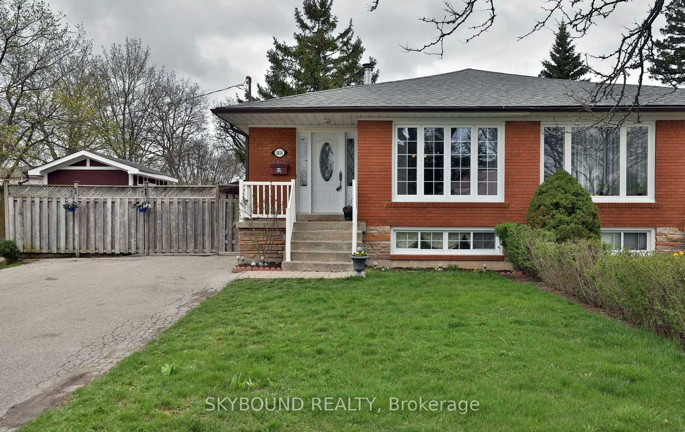 3614, Holden (Unit 1), Mississauga Valleys, Mississauga