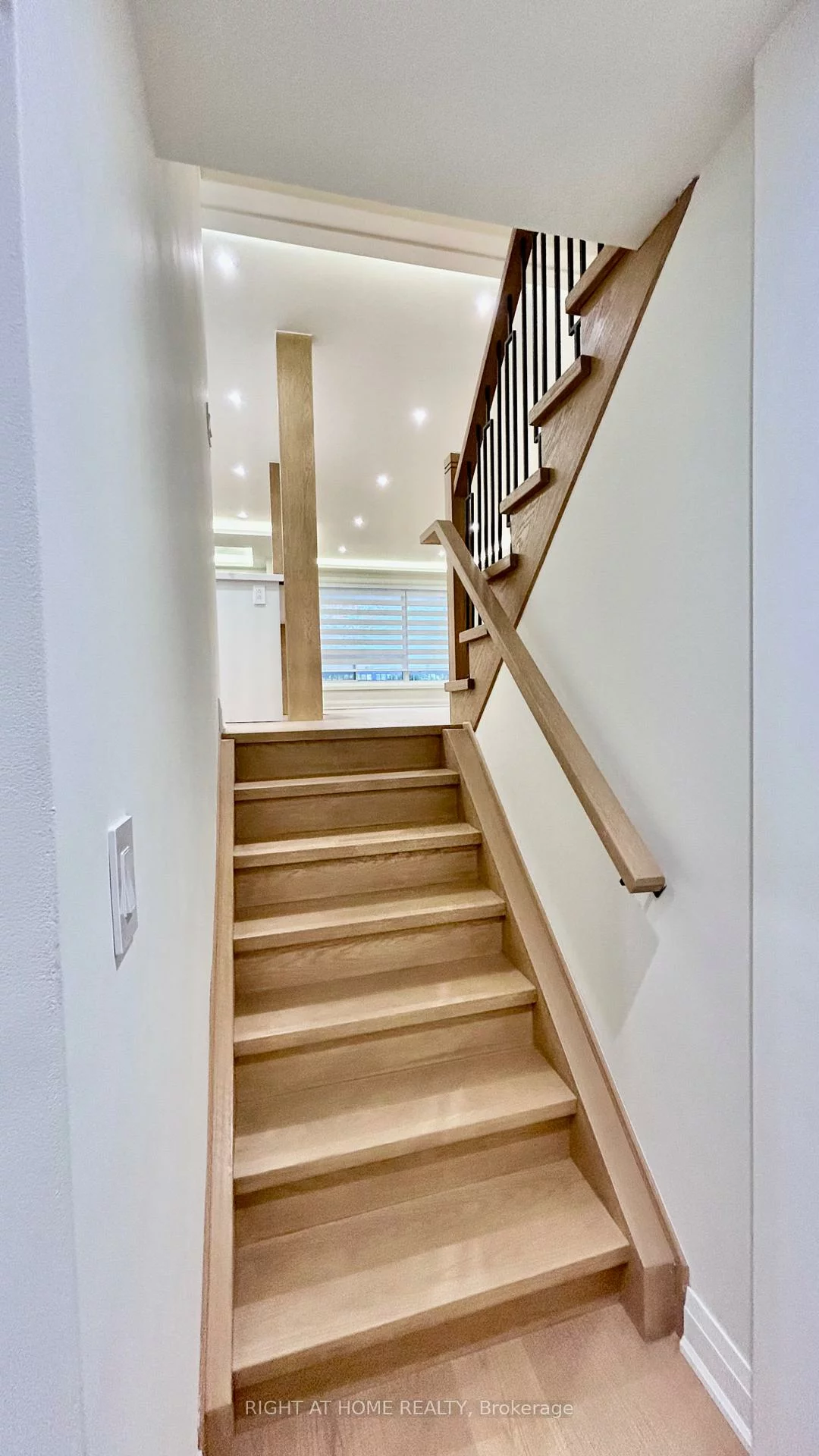 575, Eversley, Mississauga Valleys, Mississauga