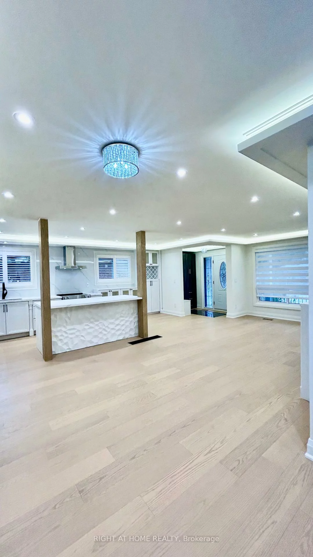 575, Eversley, Mississauga Valleys, Mississauga