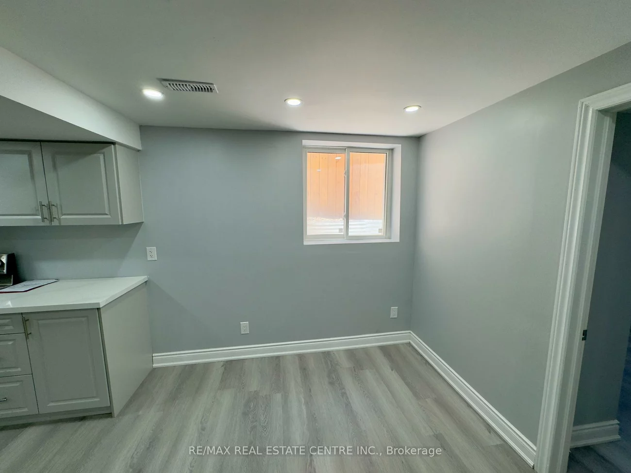 5983, Sidmouth, East Credit, Mississauga
