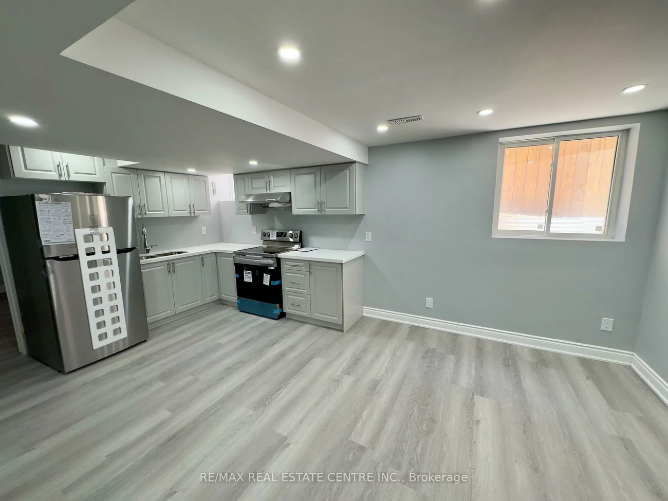 5983, Sidmouth, East Credit, Mississauga