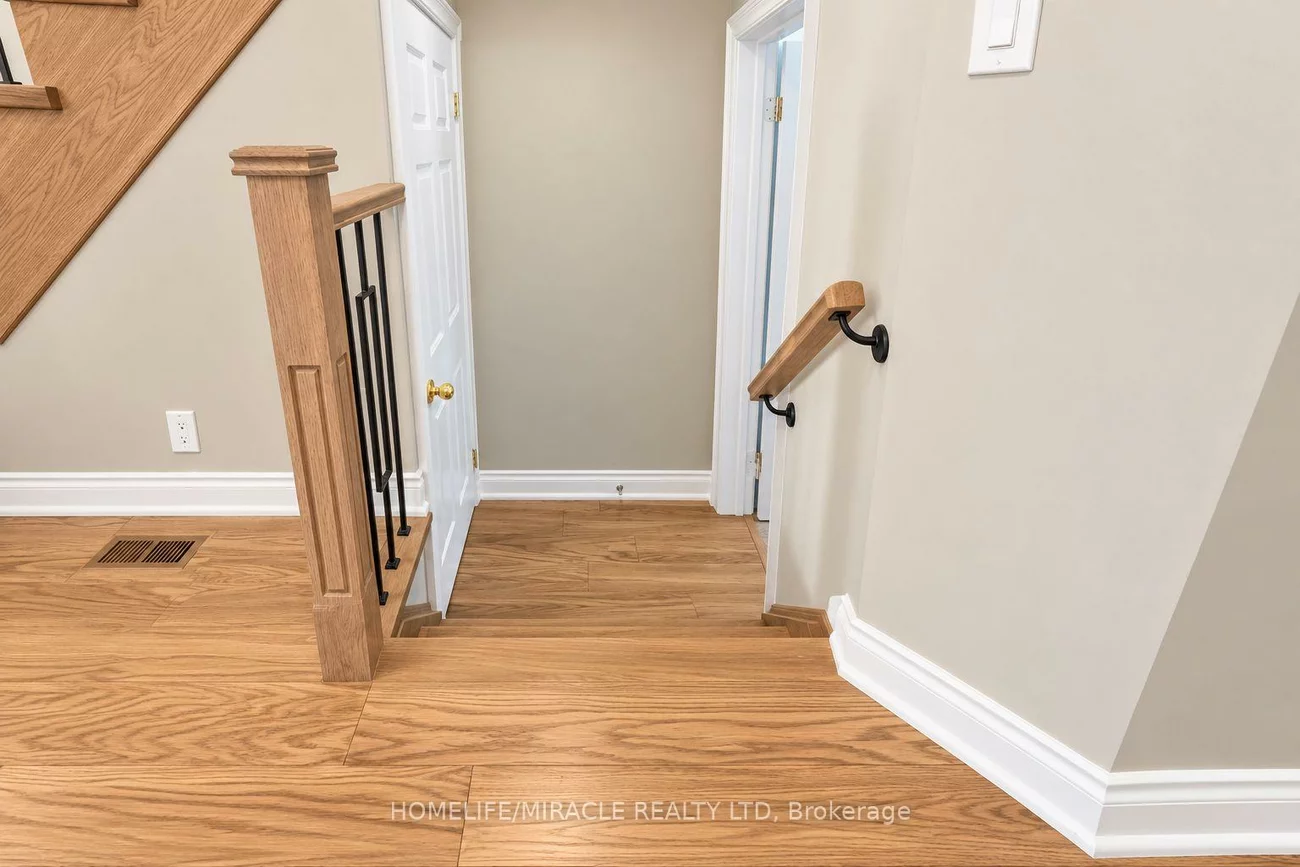 7683, Doverwood, Meadowvale, Mississauga