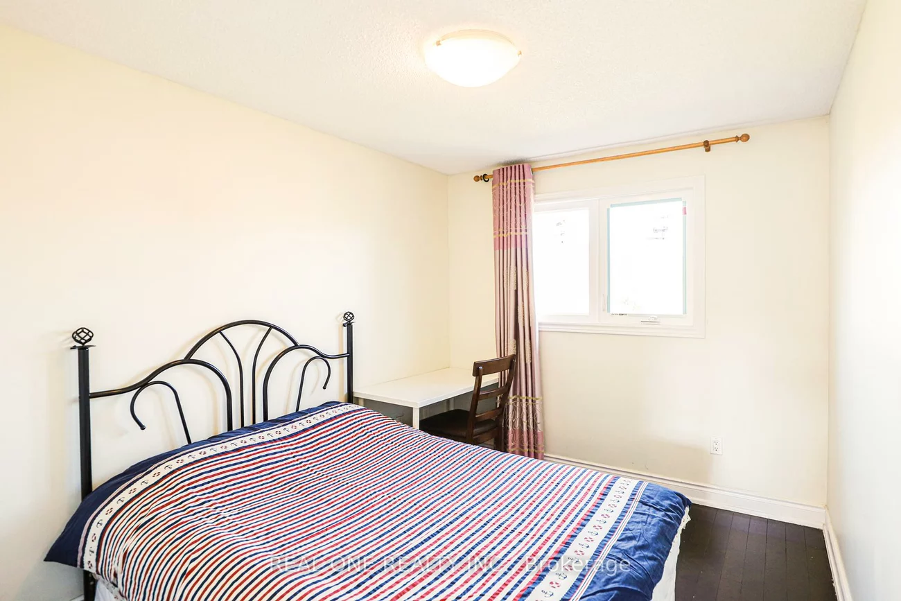 3331, Dovetail, Erin Mills, Mississauga