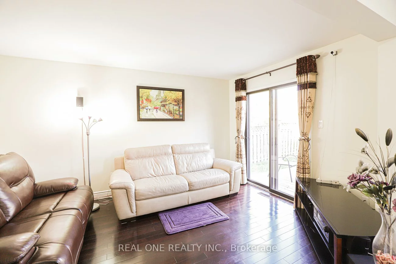 3331, Dovetail, Erin Mills, Mississauga