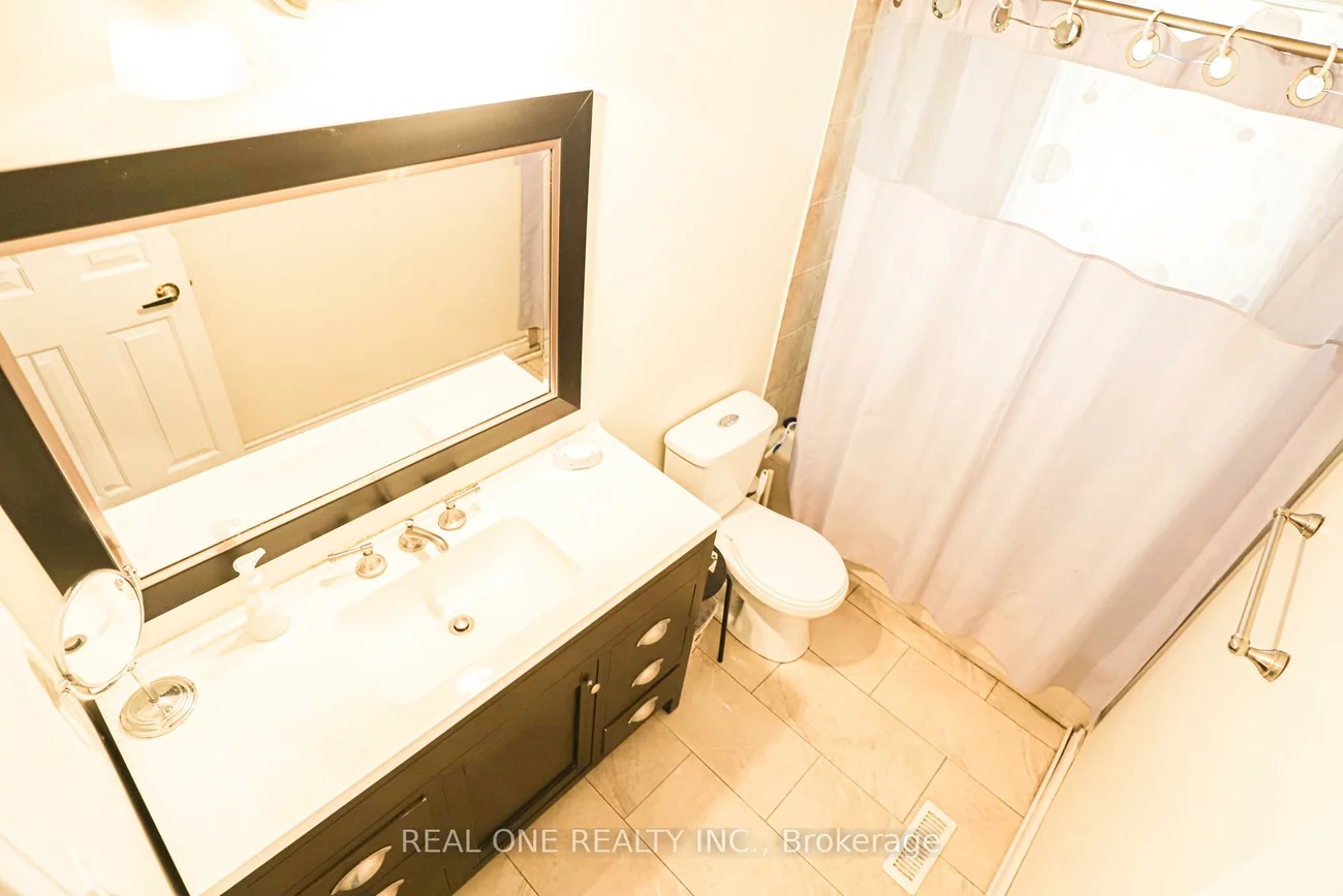 3331, Dovetail, Erin Mills, Mississauga