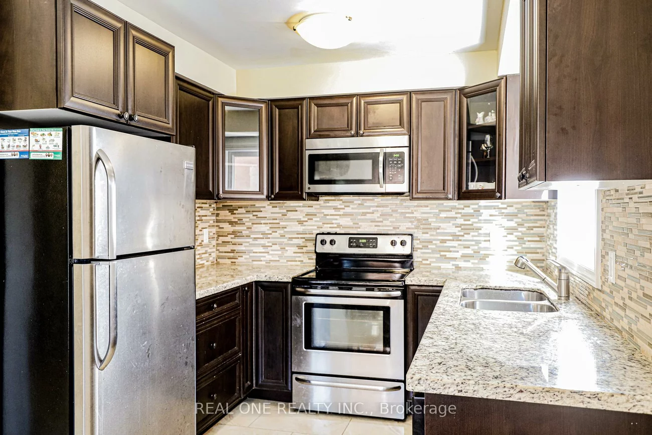 3331, Dovetail, Erin Mills, Mississauga