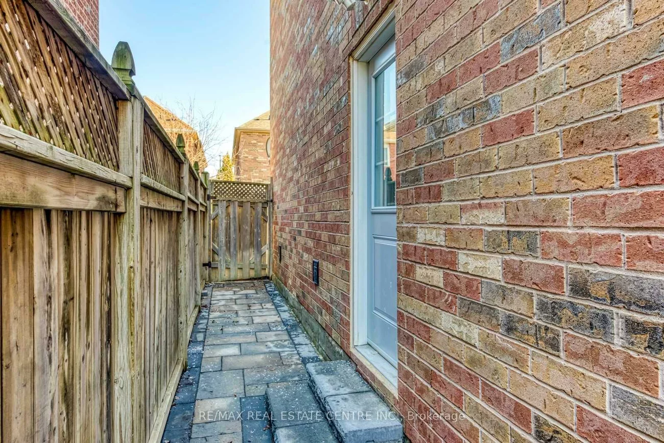 3560, Stonecutter, Churchill Meadows, Mississauga