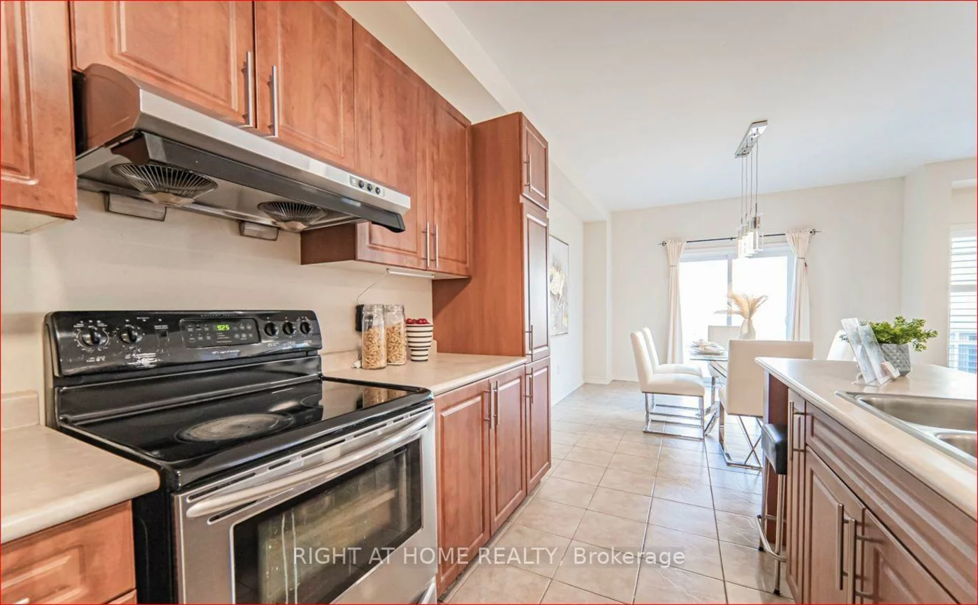 5133, Celebration, Churchill Meadows, Mississauga