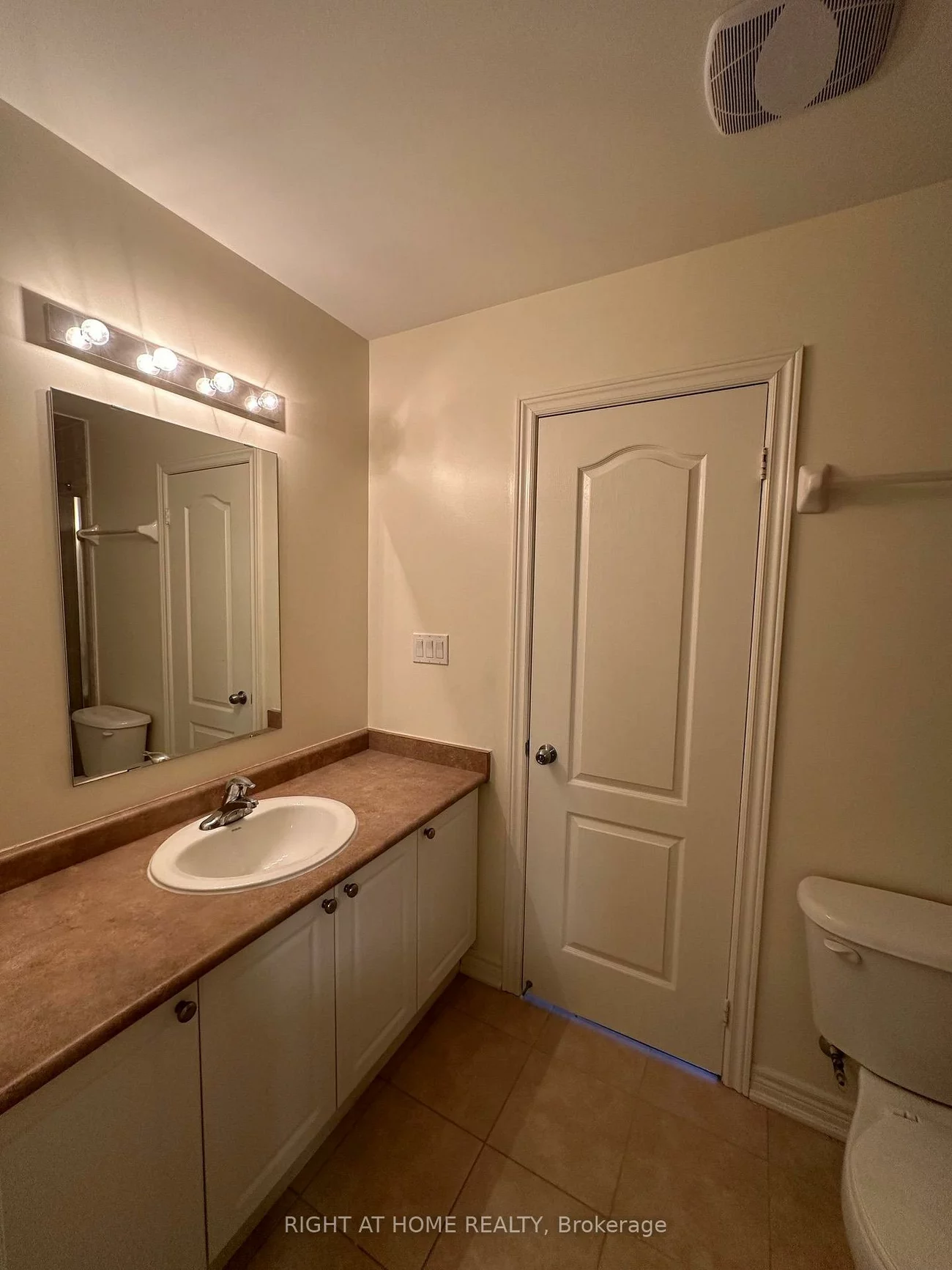 5133, Celebration, Churchill Meadows, Mississauga