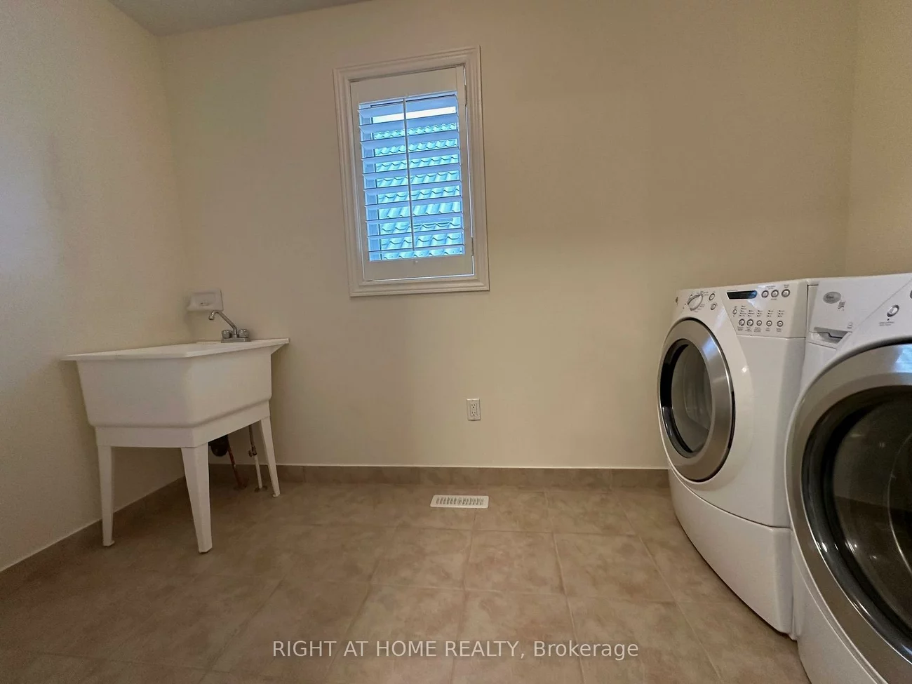 5133, Celebration, Churchill Meadows, Mississauga