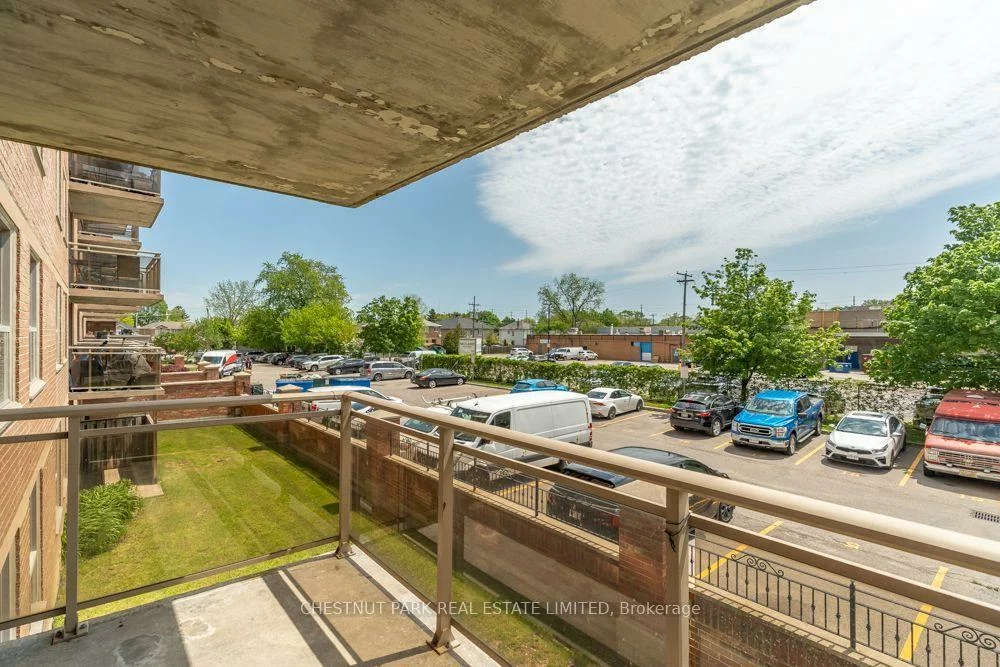 1060, Caven, Lakeview, Mississauga