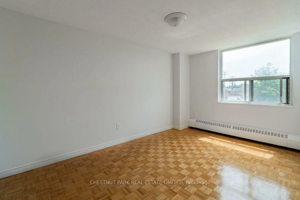 1060, Caven, Lakeview, Mississauga