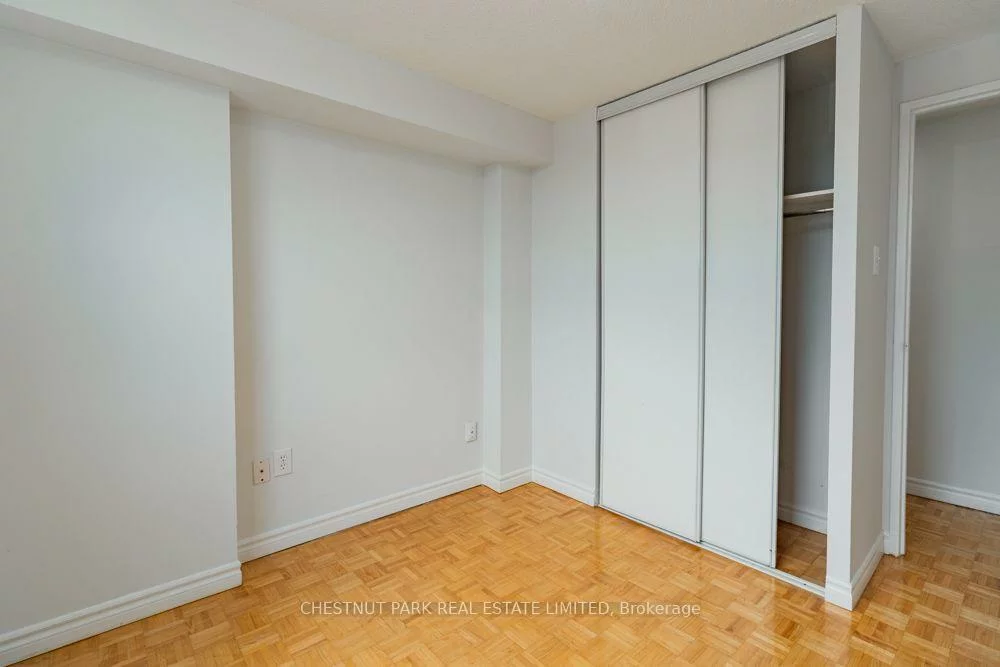 1060, Caven, Lakeview, Mississauga