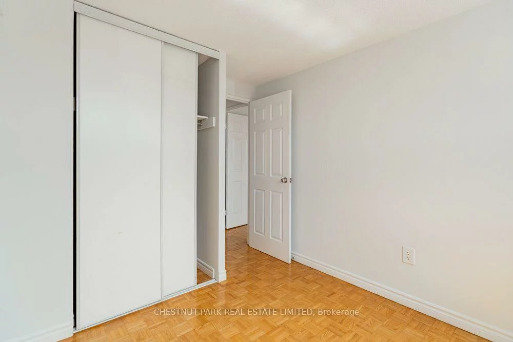 1060, Caven, Lakeview, Mississauga