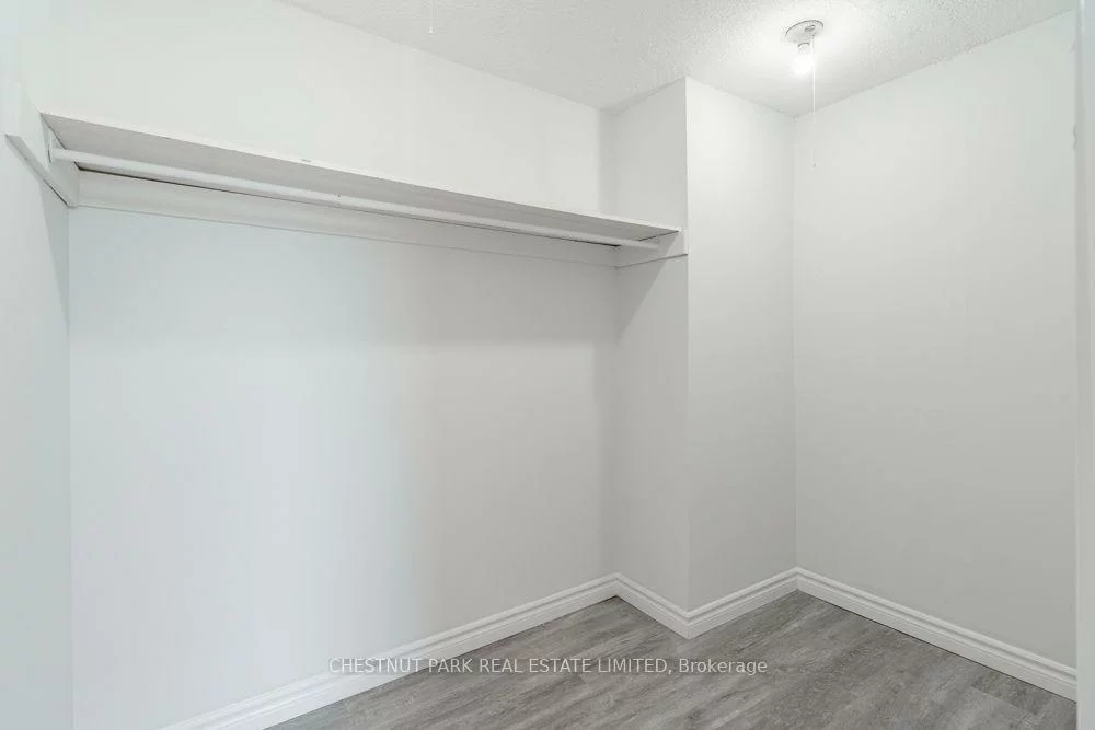 1060, Caven, Lakeview, Mississauga