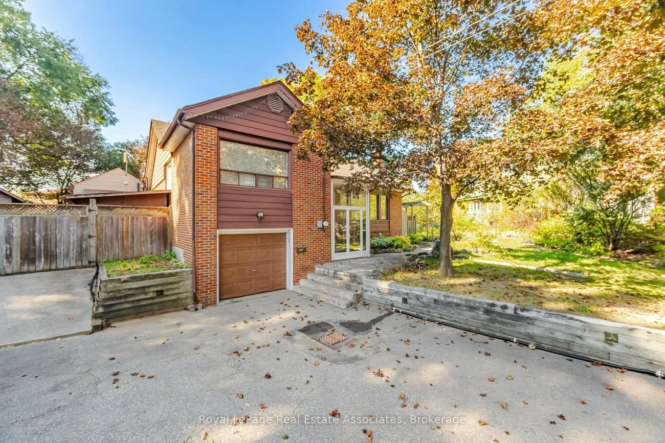1636, Springwell, Clarkson, Mississauga