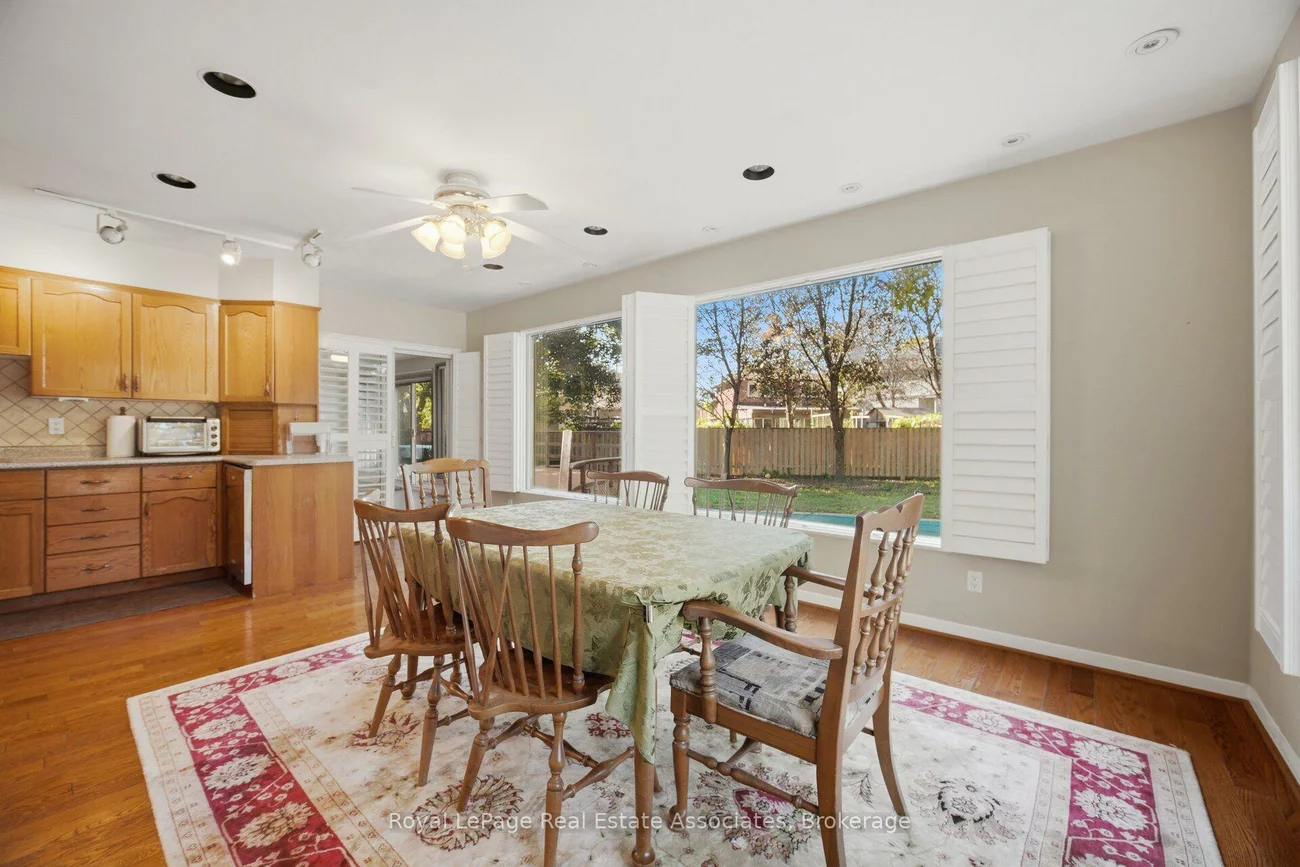 1636, Springwell, Clarkson, Mississauga