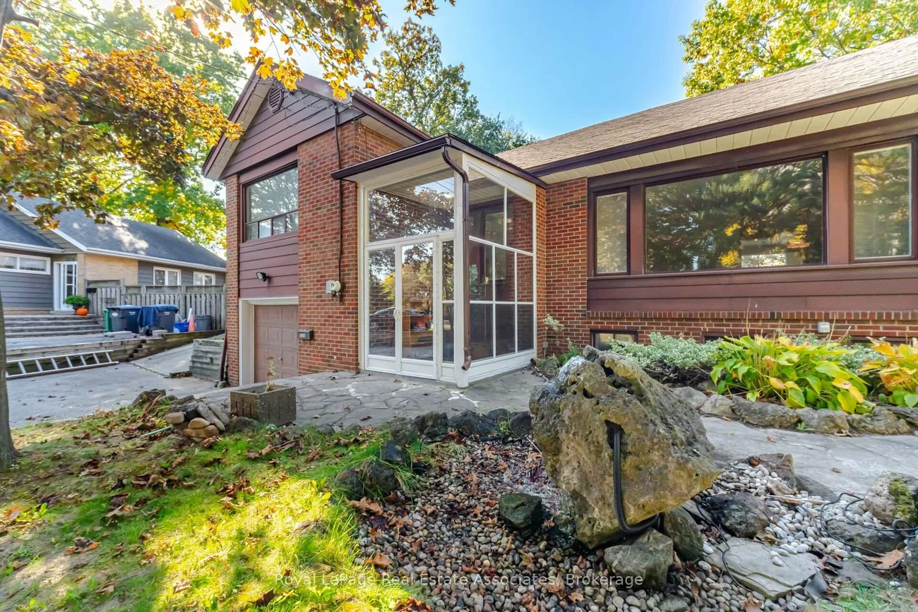 1636, Springwell, Clarkson, Mississauga