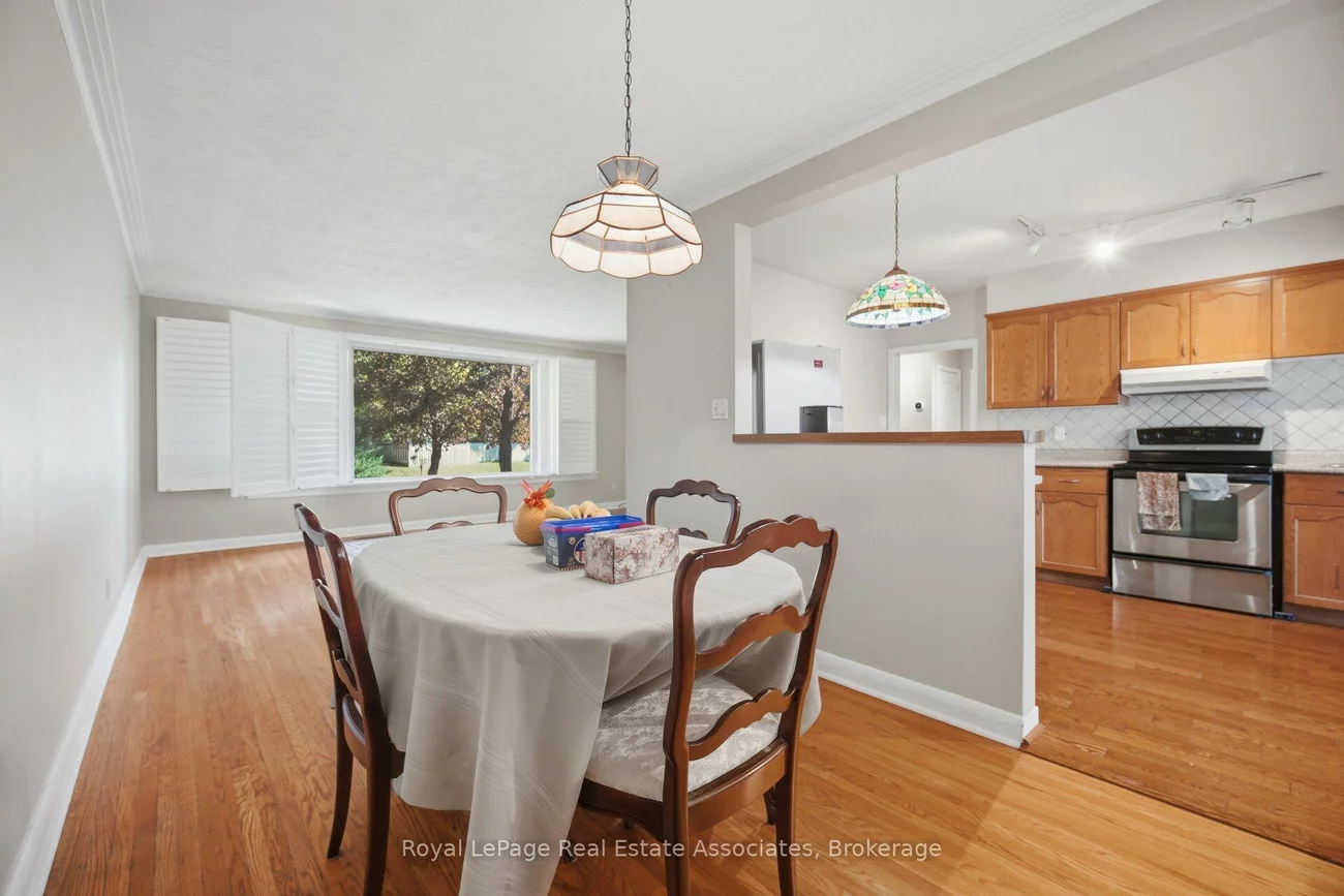1636, Springwell, Clarkson, Mississauga