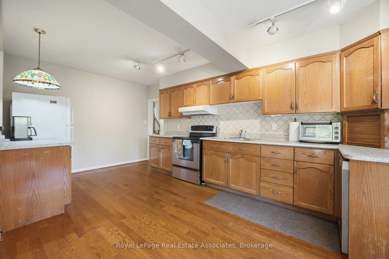1636, Springwell, Clarkson, Mississauga