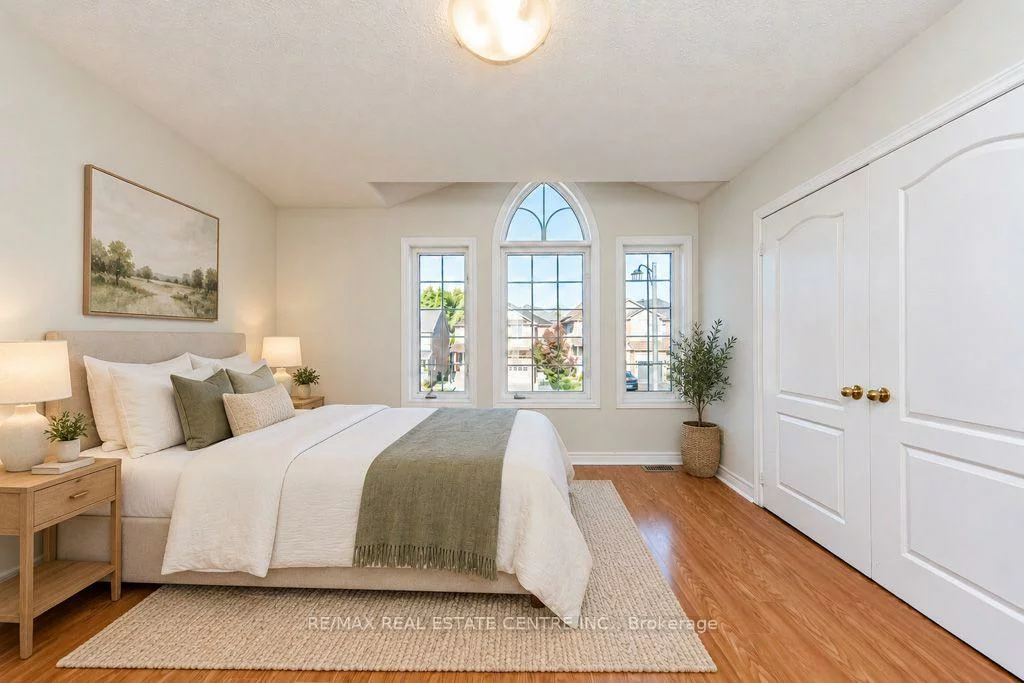 666, Madame, Meadowvale Village, Mississauga