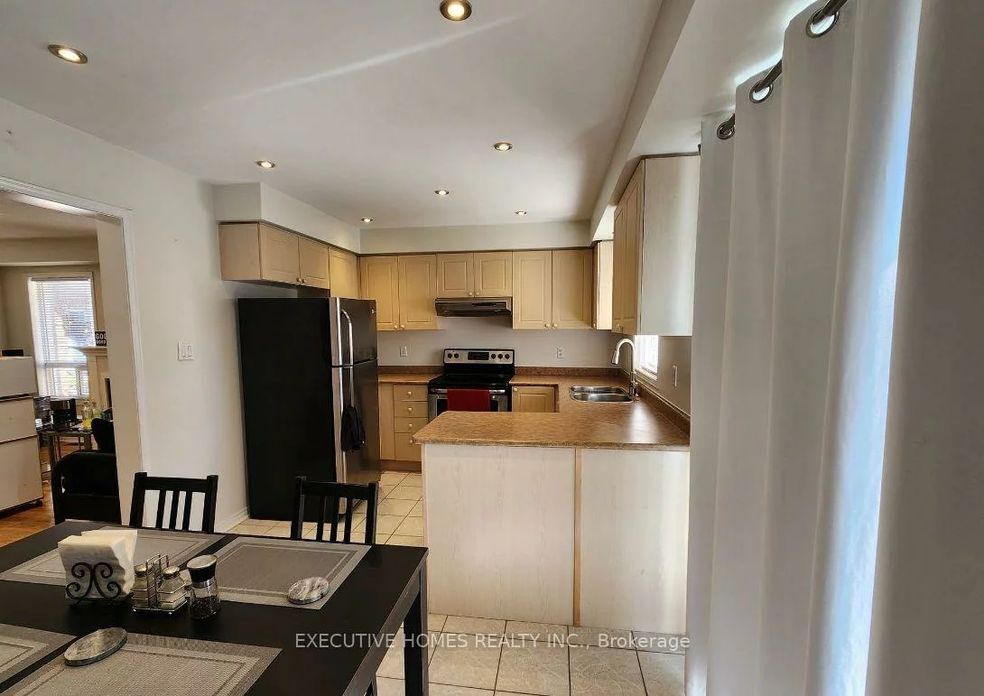 6256, Avonhurst, Lisgar, Mississauga