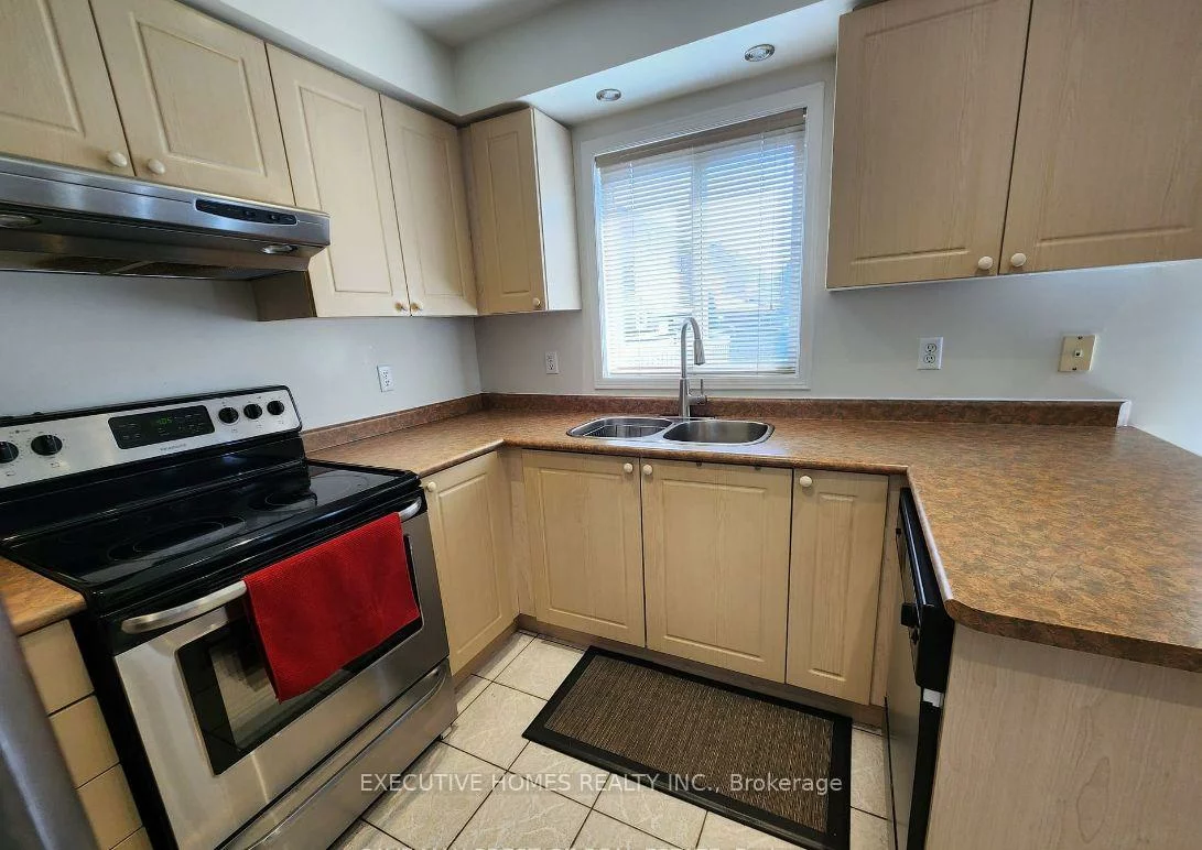 6256, Avonhurst, Lisgar, Mississauga
