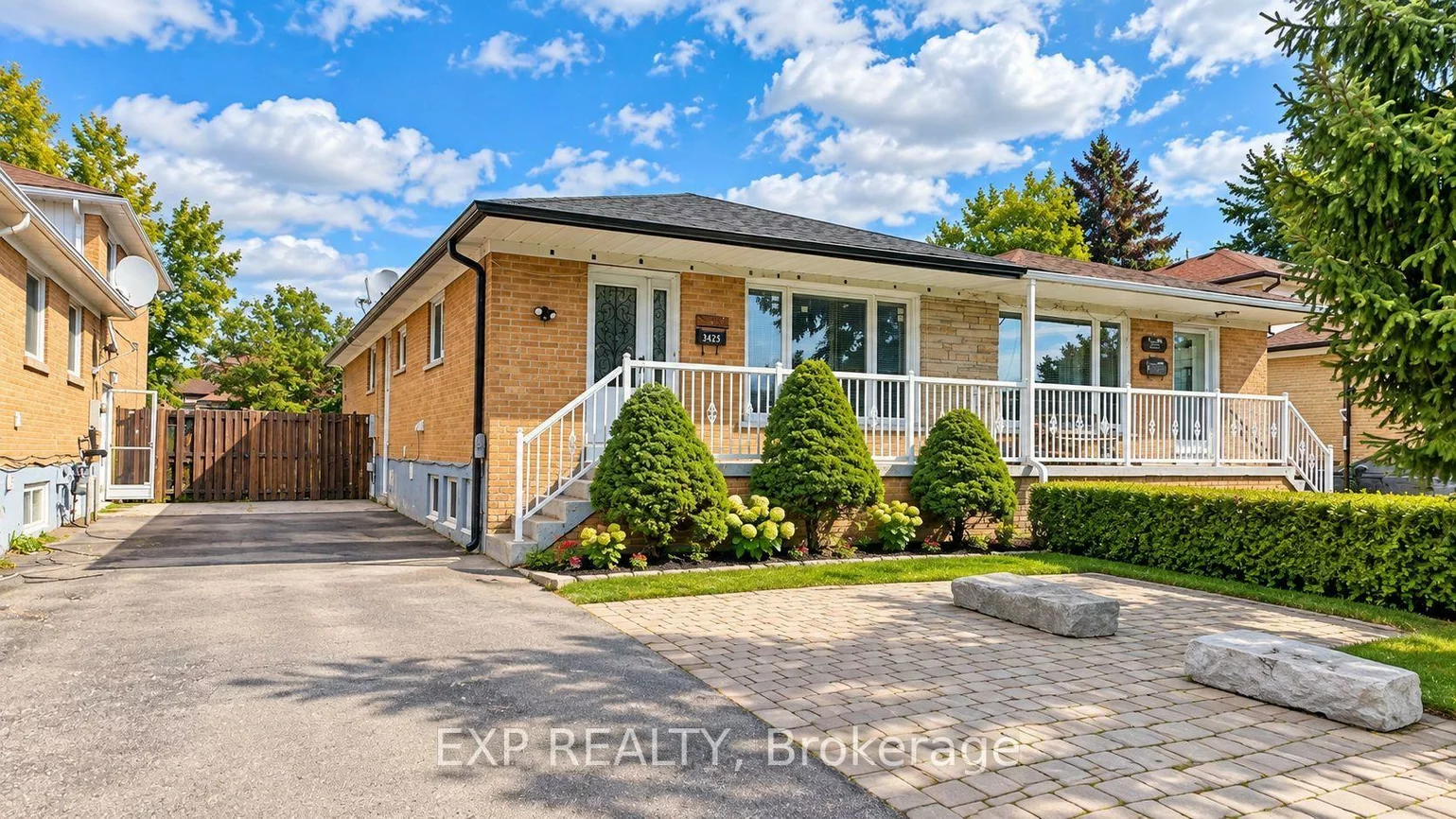 3425, Laddie, Malton, Mississauga