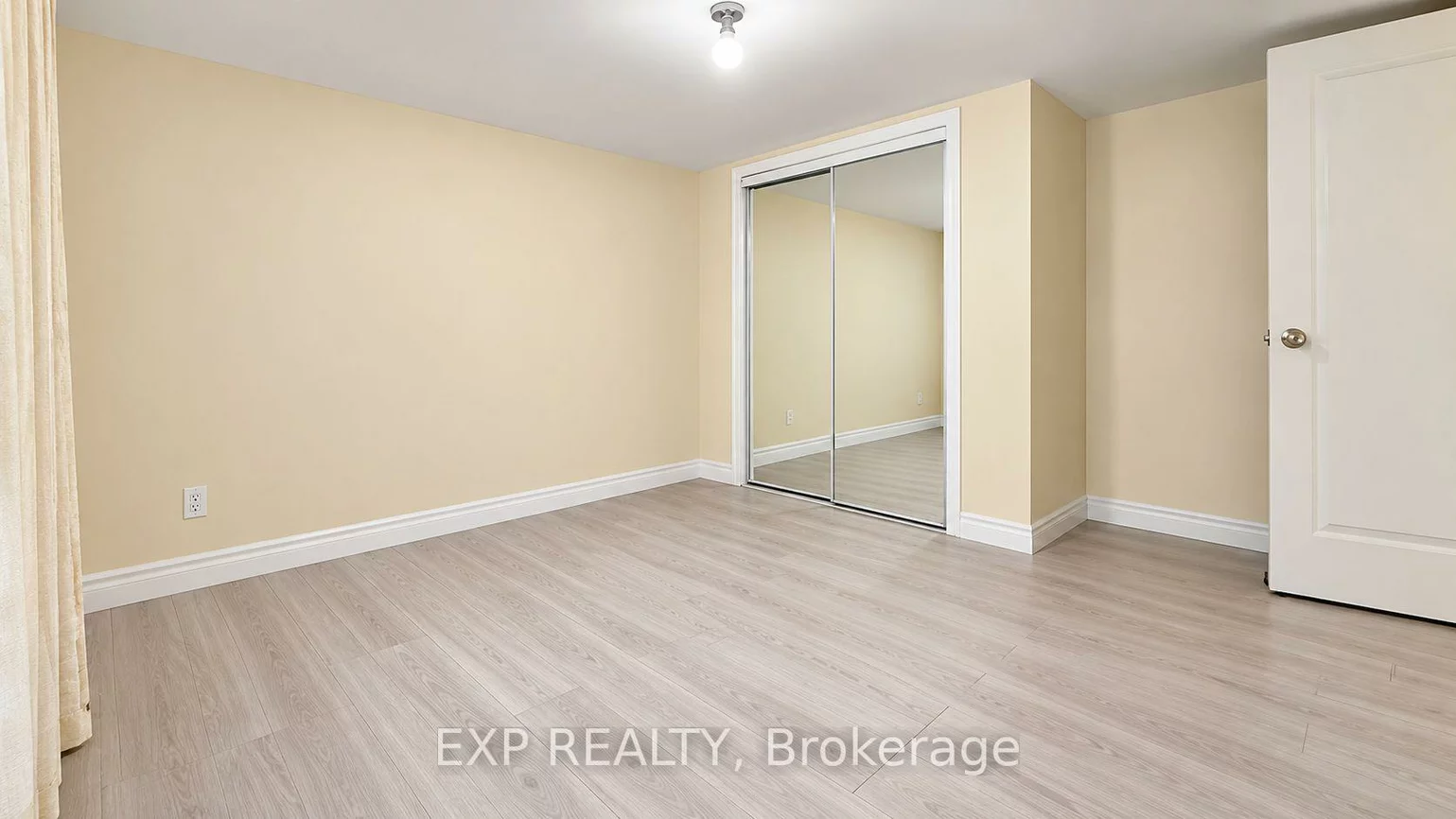 3425, Laddie, Malton, Mississauga