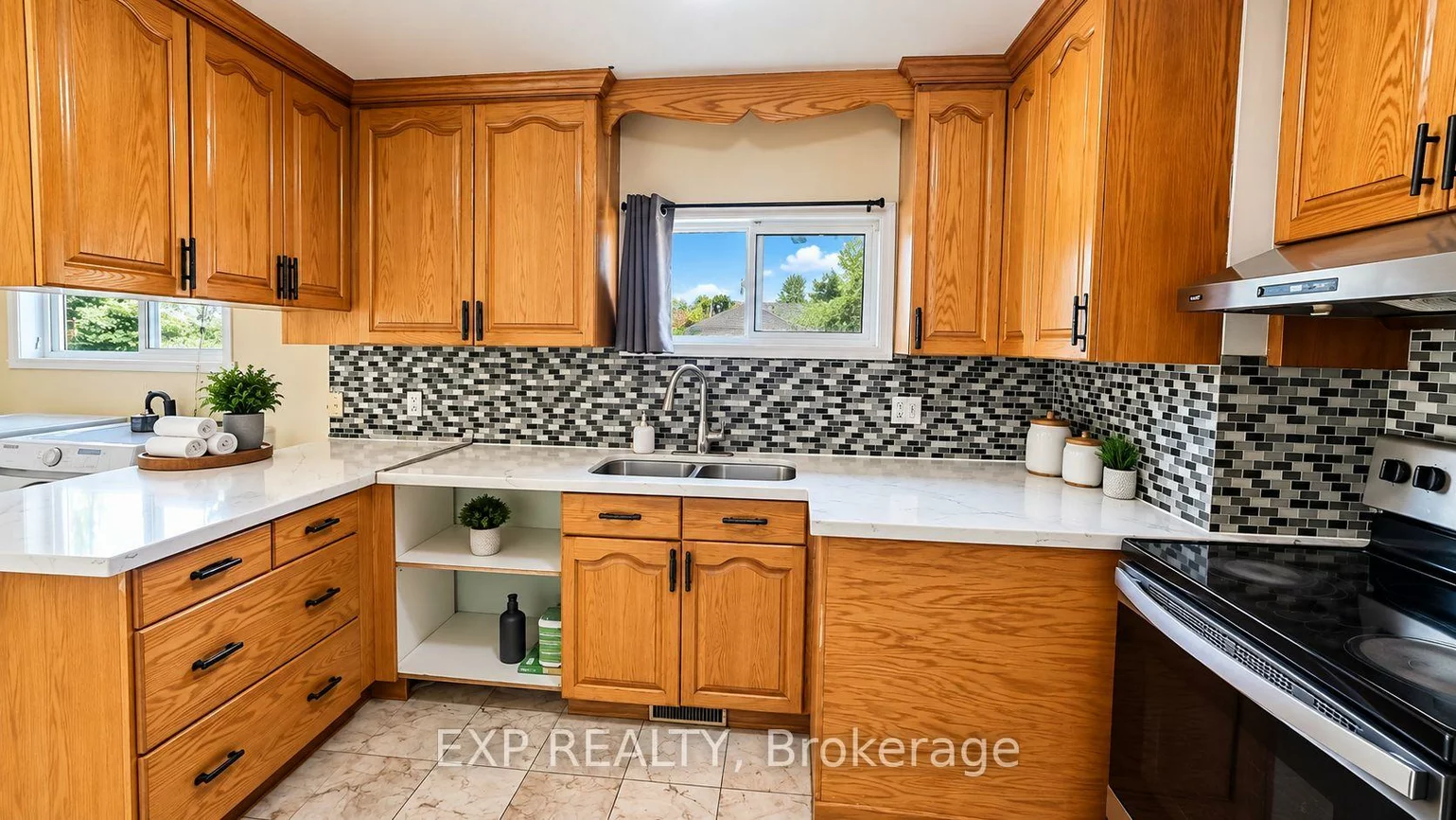 3425, Laddie, Malton, Mississauga