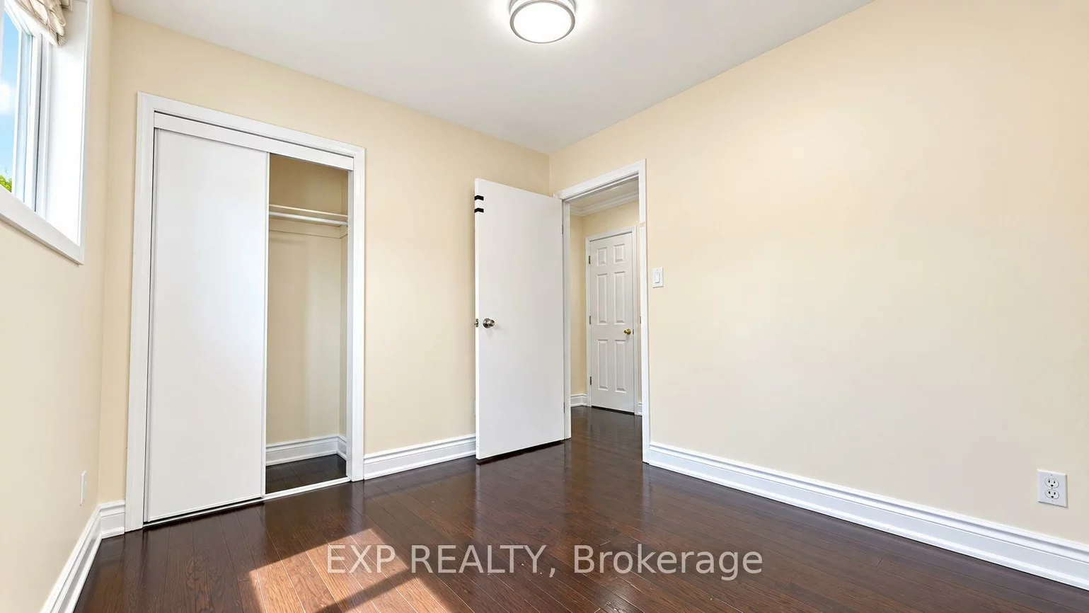 3425, Laddie, Malton, Mississauga