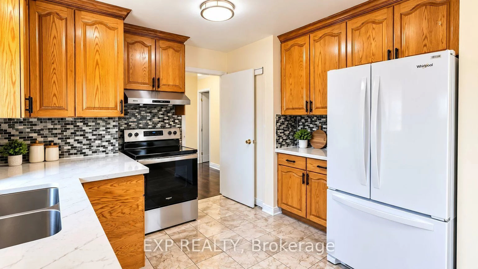 3425, Laddie, Malton, Mississauga