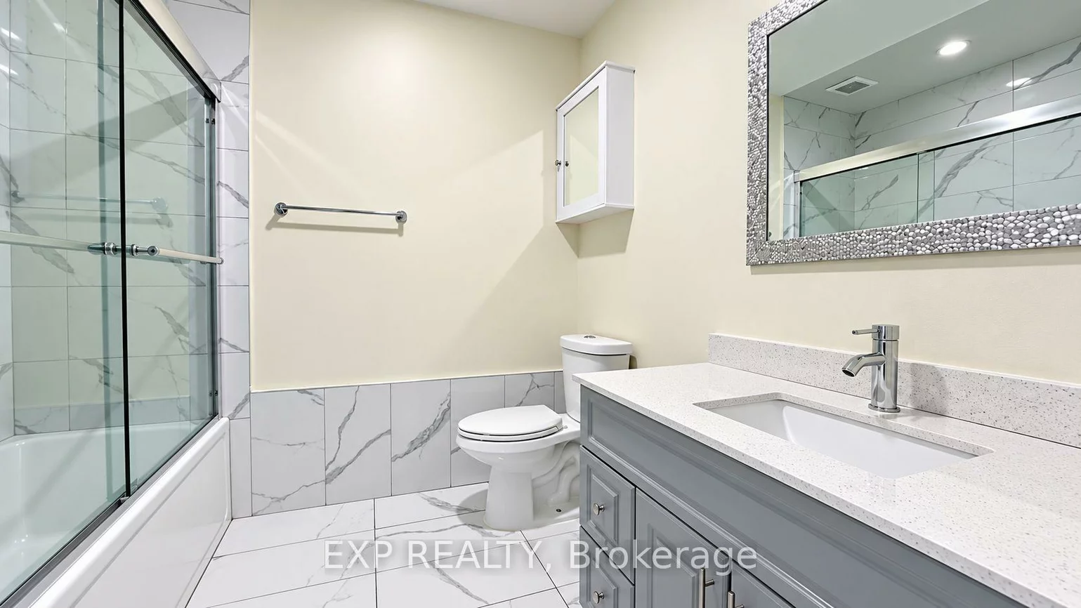 3425, Laddie, Malton, Mississauga