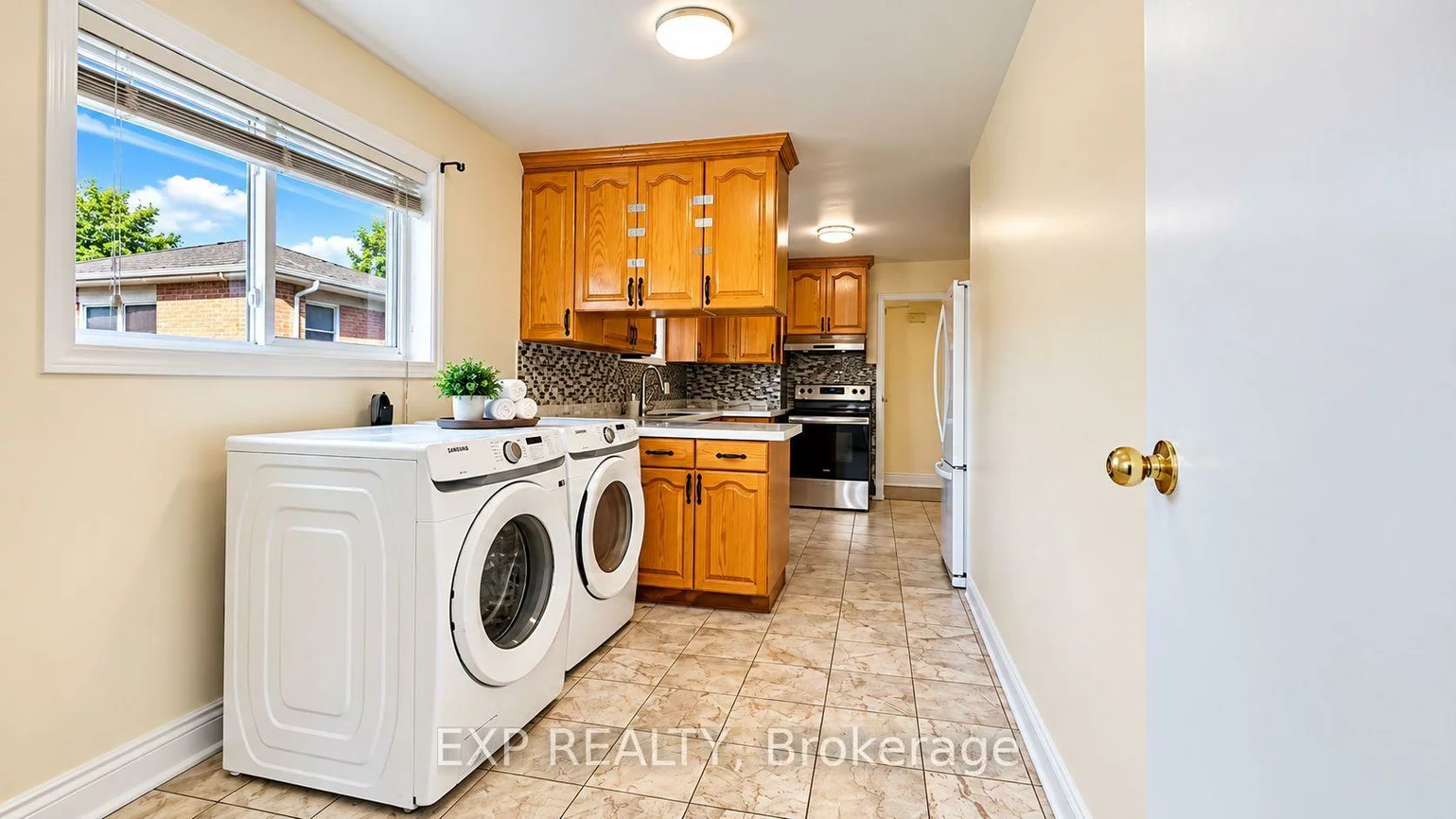 3425, Laddie, Malton, Mississauga